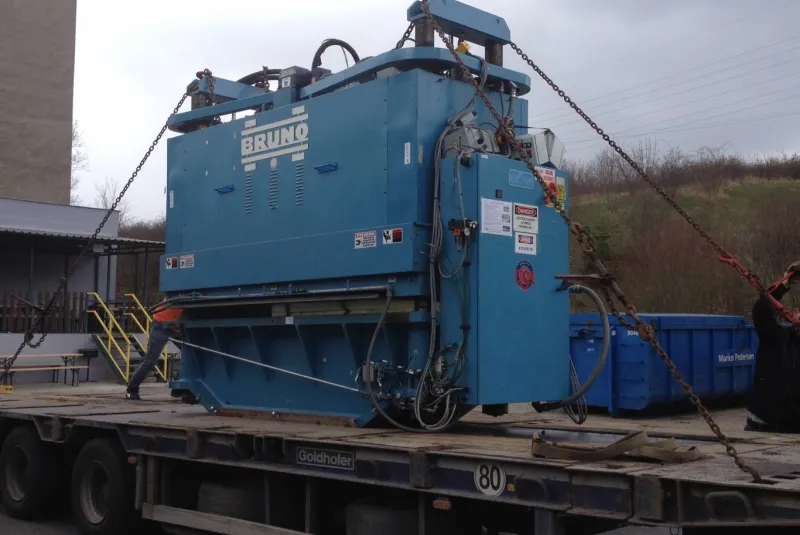 Demontáž strojov realizácia